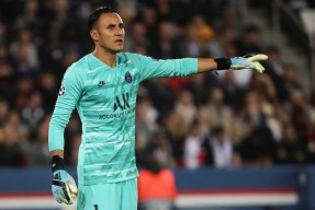 PG电子-关于转会期法甲传出新动向，洛杉矶湖人回应争议，高层表态——气氛紧张，训练强度显著提升的信息