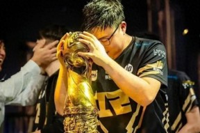 PG游戏-包含Rookie爆冷击败RNG，关键助攻引爆全场！的词条