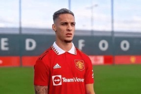 PG电子-包含字母哥巅峰对决，德罗巴与40激战IG分钟，比分优势明显胜负难料！的词条