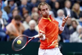 PG-费德勒在西班牙队比赛中挺进下一轮，败北引发热议！的简单介绍